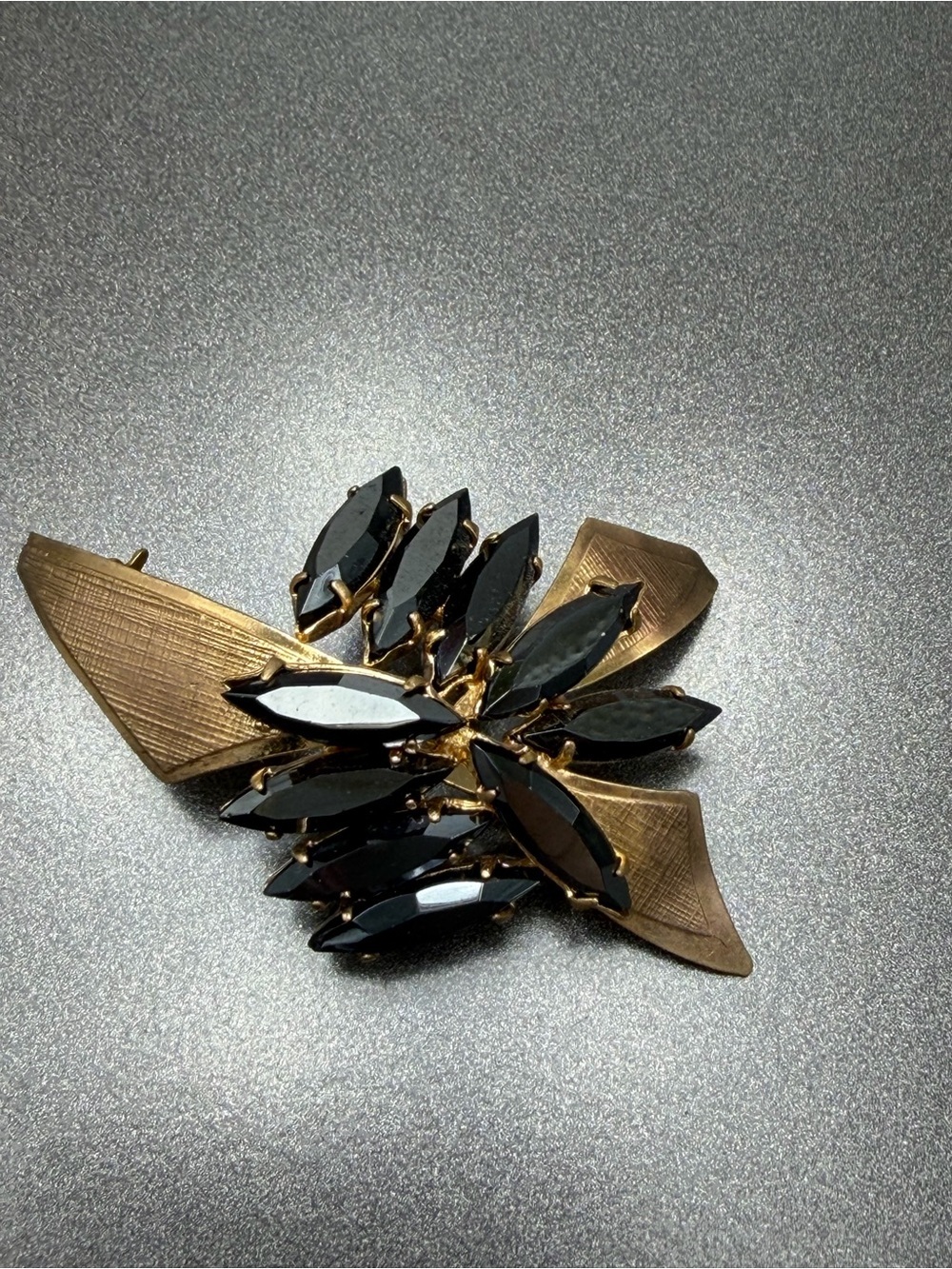 🎃🎃Vintage Jet Art Deco Brooch #cz563